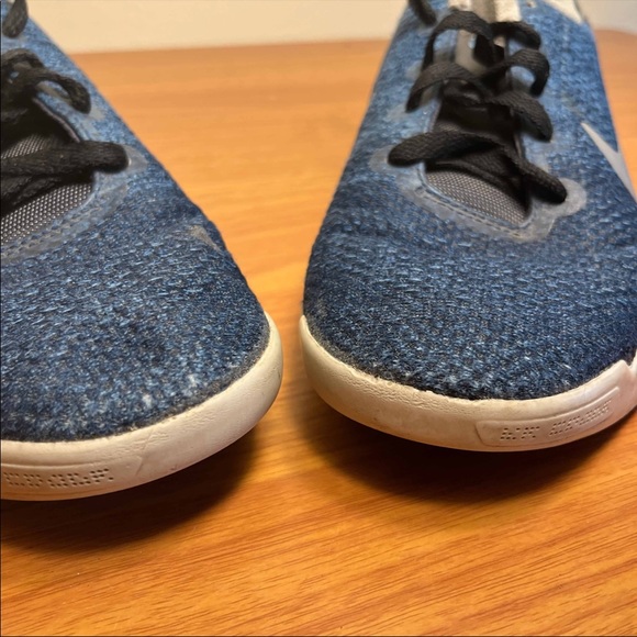 Nike Kobe 11 Brave Blue - Picture 8 of 9